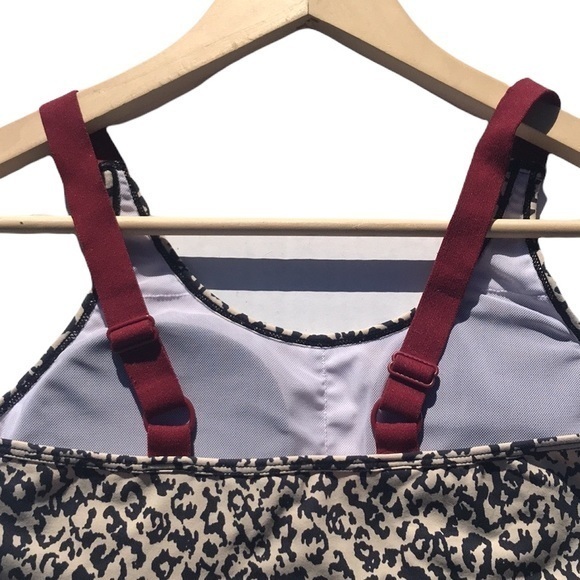 Mona b Leopard Print Sports Bra - Picture 7 of 9